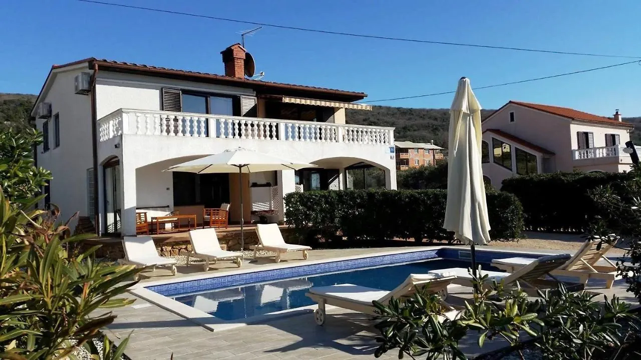 Apartment In Punat/Insel Krk 13350