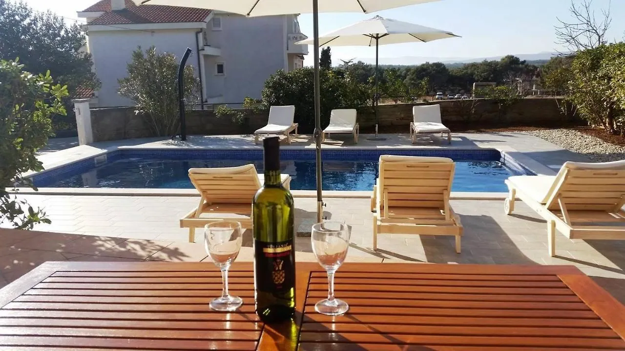 Apartment In Punat/Insel Krk 13350